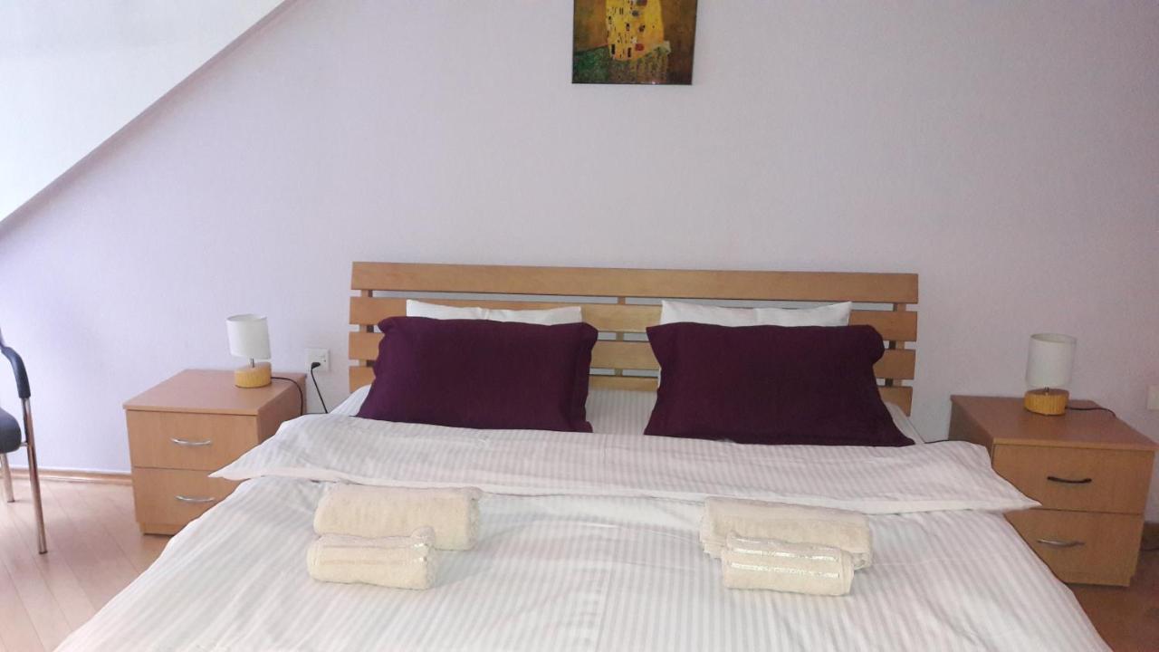 Apart-Hotel David Tbilisi Esterno foto